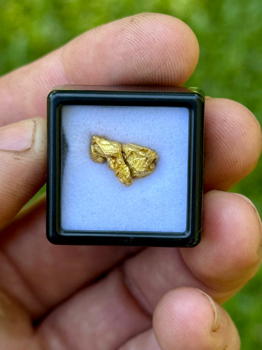 2.93 gram unique natural gold nugget