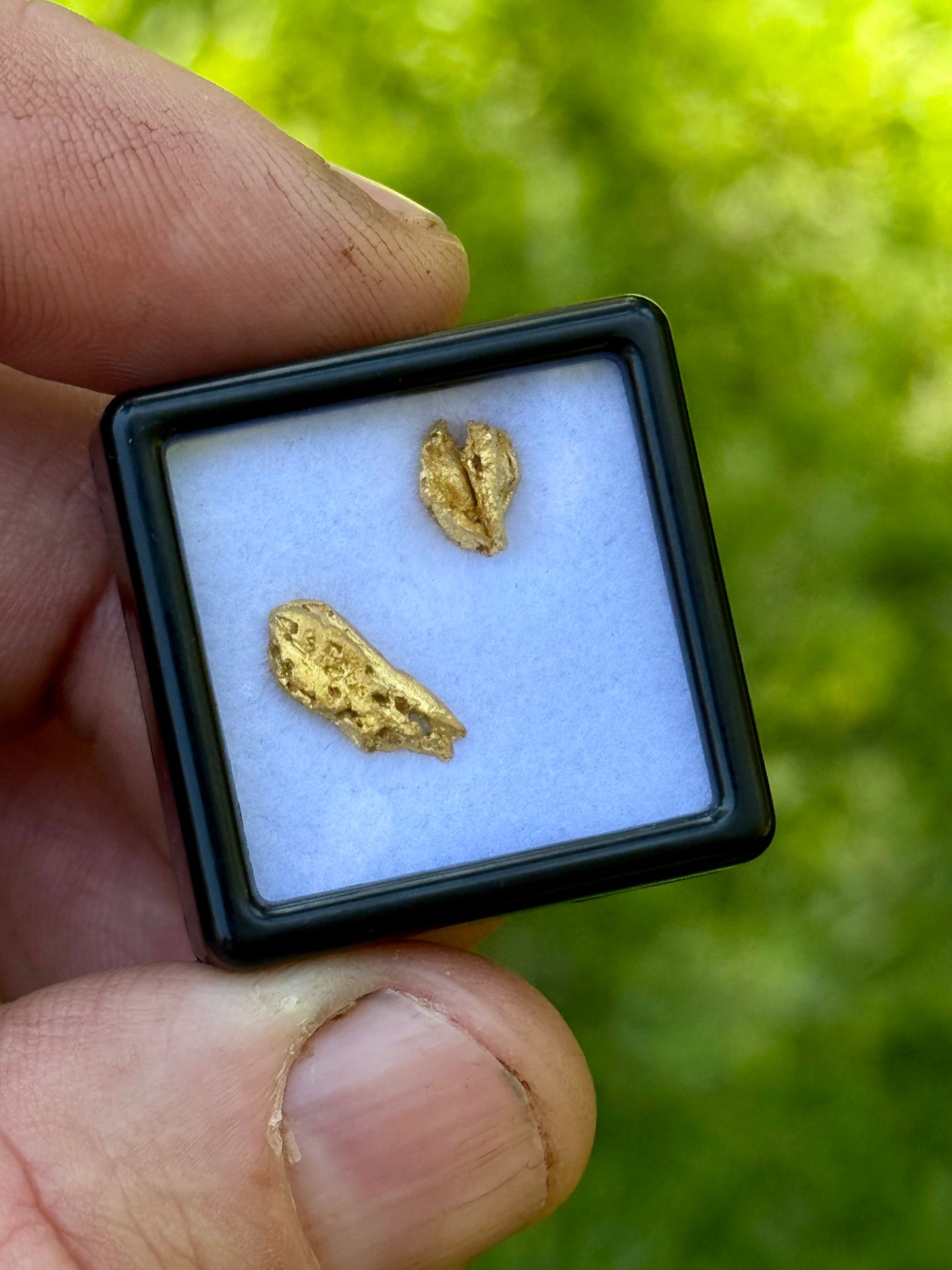 1.22 gram unique and natural gold nuggets